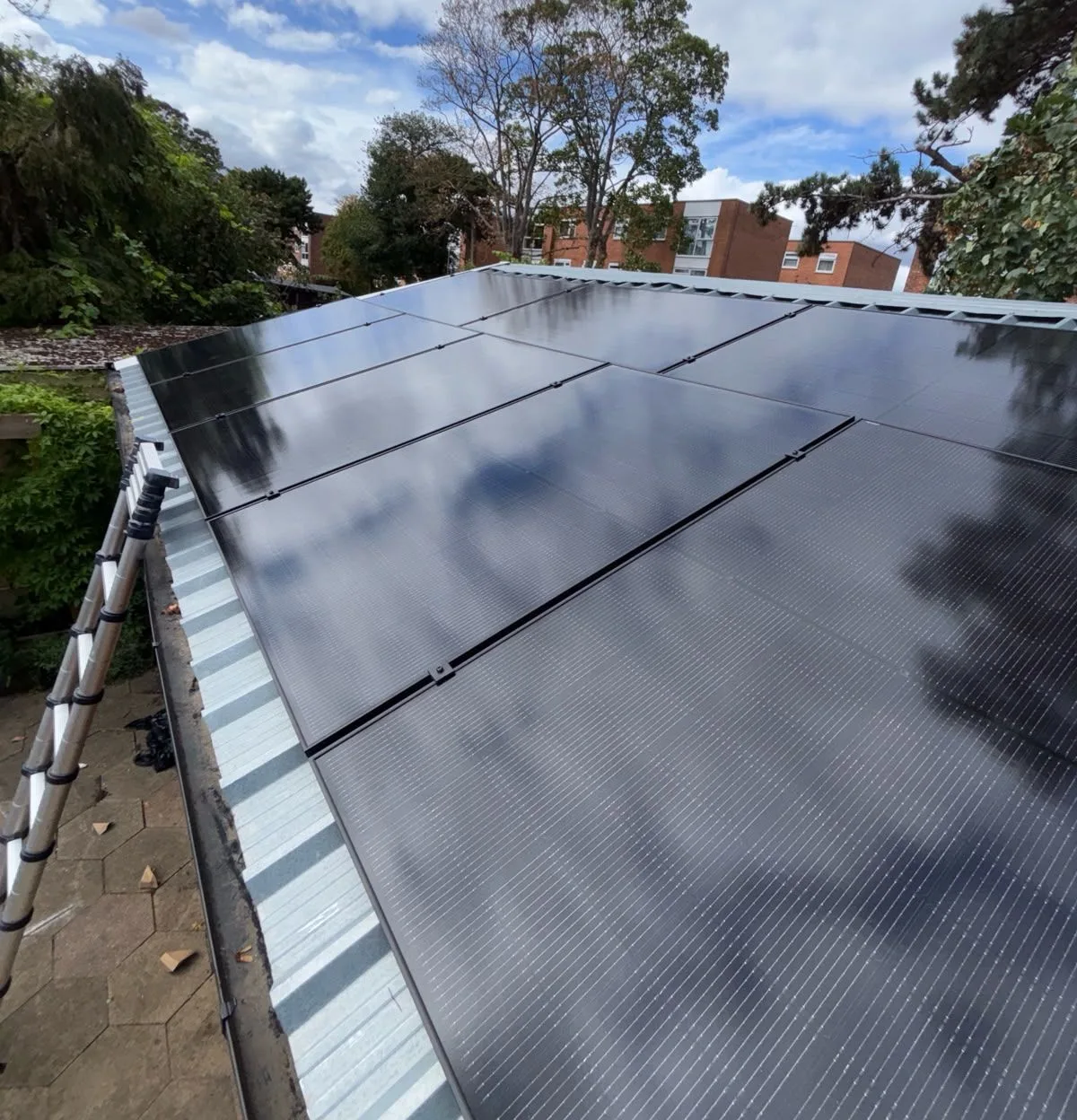 Solar panels on a home roof in Kent: 18 panels, 8.55 kWp