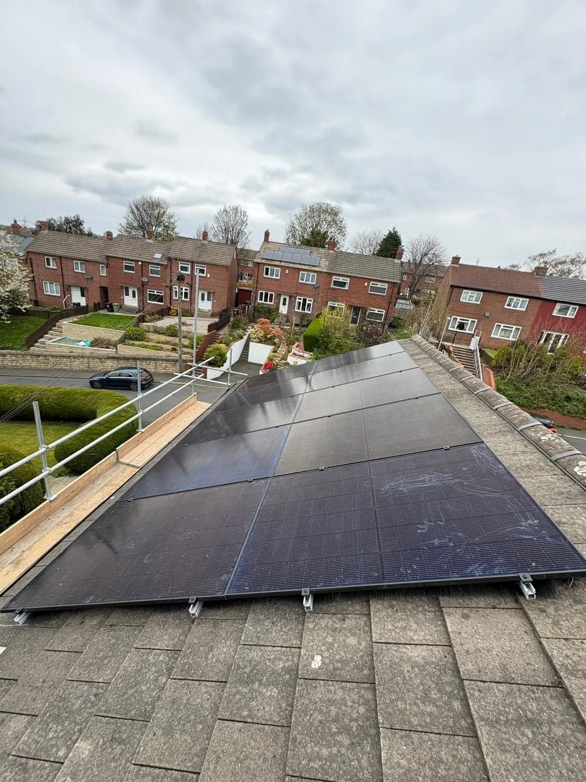 Solar panels on a home roof in West Yorkshire: 14 panels, 6.65 kWp