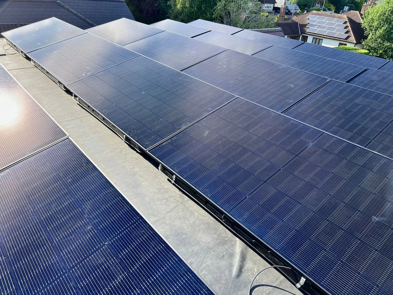 Solar panels on a home roof in Leicestershire: 20 panels, 9.6 kWp