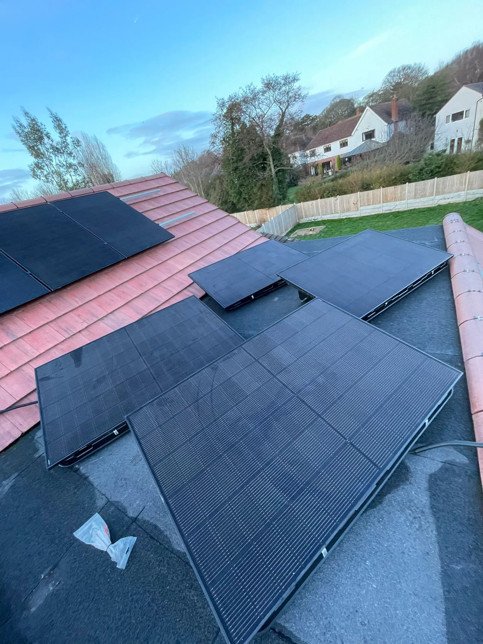 Solar panels on a home roof in Nottinghamshire: 20 panels, 9.5 kWp